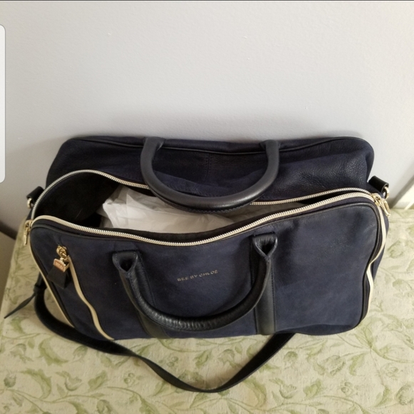 Handbag - Picture 2 of 4